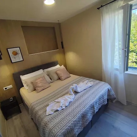 Διαμέρισμα Lex